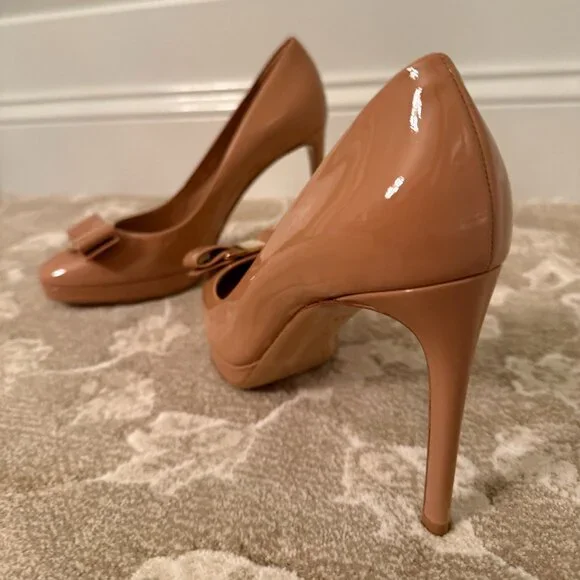 Indulge in Salvatore Ferragamo Patent Leather Bow Stiletto Heels, New Blush, 8B - Picture 8 of 15